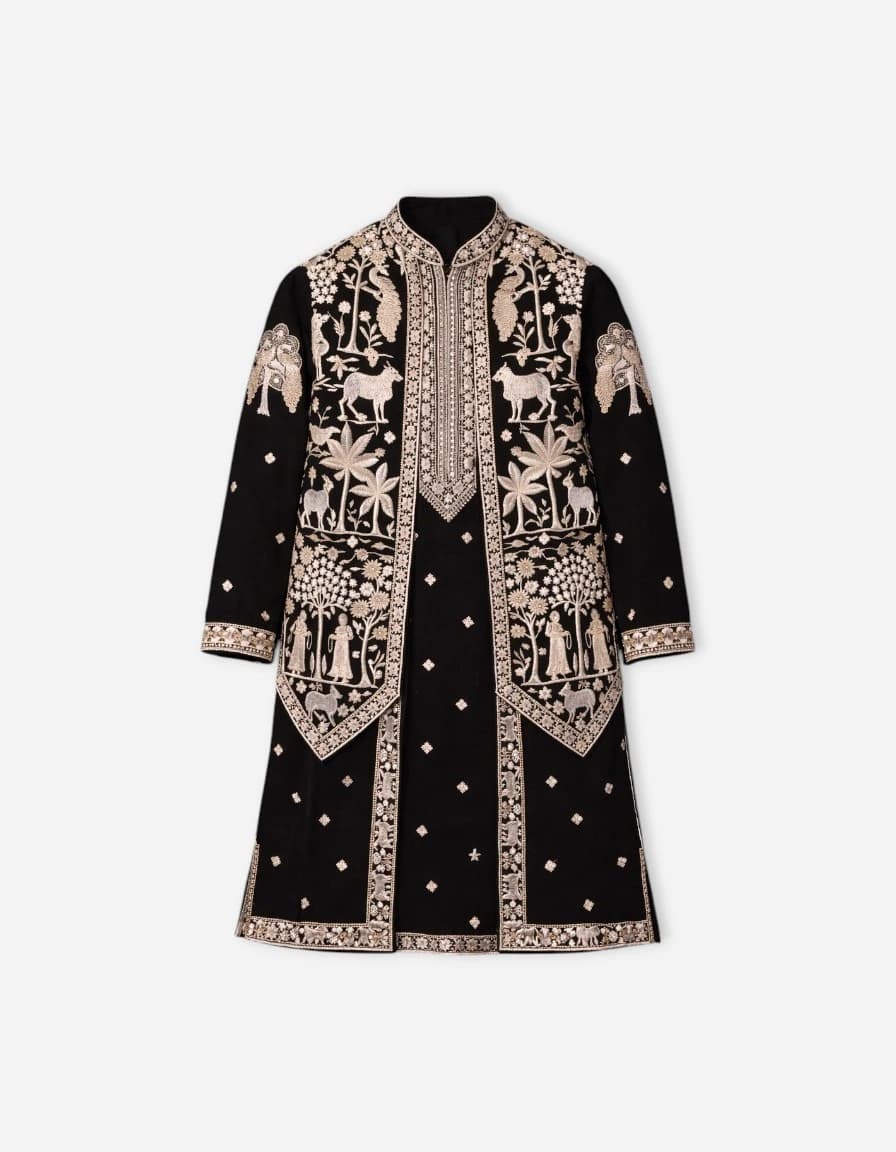 Kalpraag Men Floral Embroidered Regular Sequinned Kurta with Trousers & With Dupatta